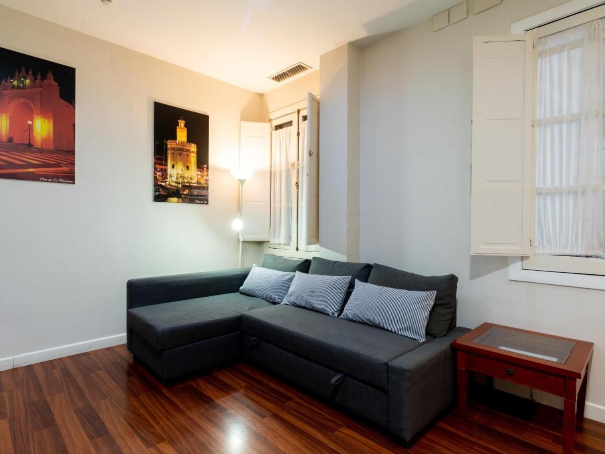 Holi-Rent Lumbreras Appartement Sevilla Buitenkant foto