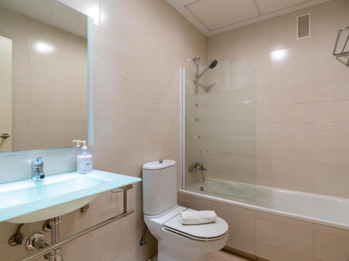 Holi-Rent Lumbreras Appartement Sevilla Buitenkant foto