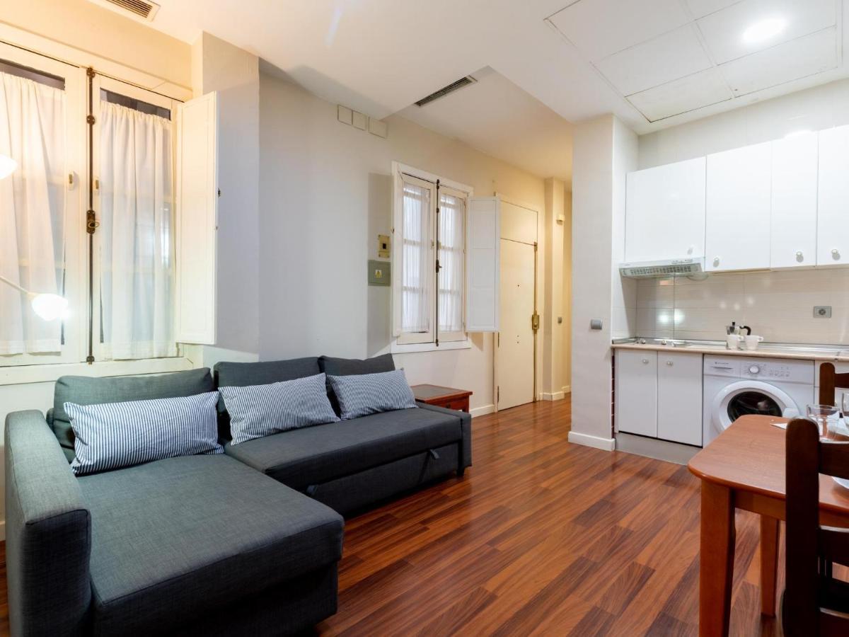 Holi-Rent Lumbreras Appartement Sevilla Buitenkant foto