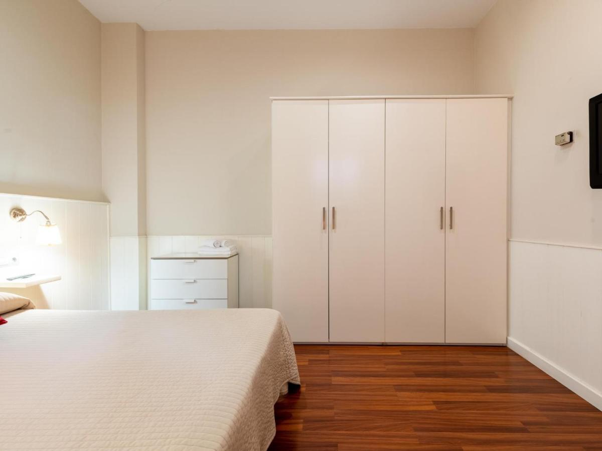 Holi-Rent Lumbreras Appartement Sevilla Buitenkant foto